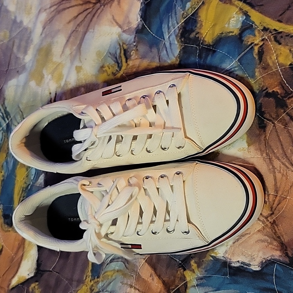 Tommy Hilfiger Tennis Shoes
